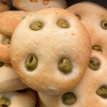 Focaccine con Olive