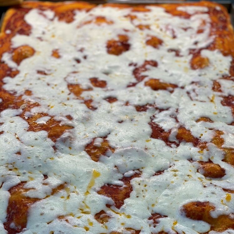 PIZZA MARGHERITA Pizza Margherita - immagine 1