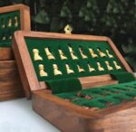 SCACCHIERA PIEGHEVOLE CON PEZZI MAGNETICI - immagine 2