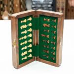 SCACCHIERA PIEGHEVOLE CON PEZZI MAGNETICI